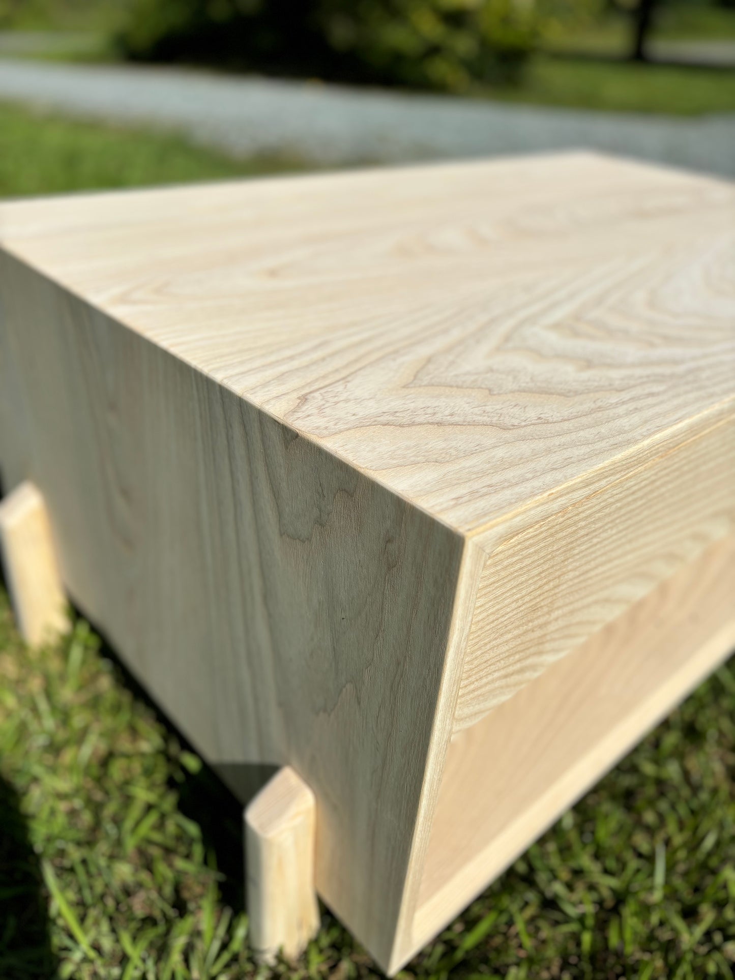 Richmond Coffee/Sofa Table