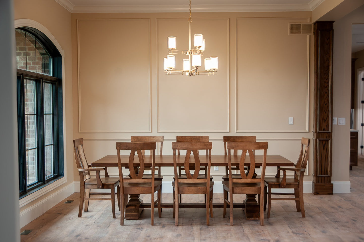 Wilson Pedestal Table